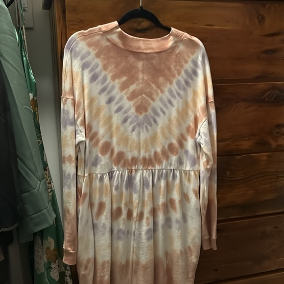 New with tags. - Picture 2 of 4